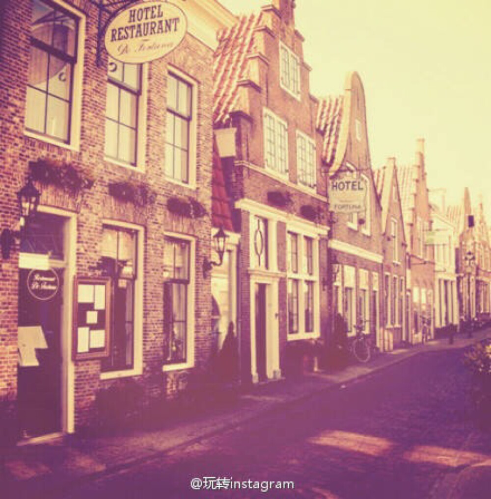 人生有无数条路，看你如何选择。