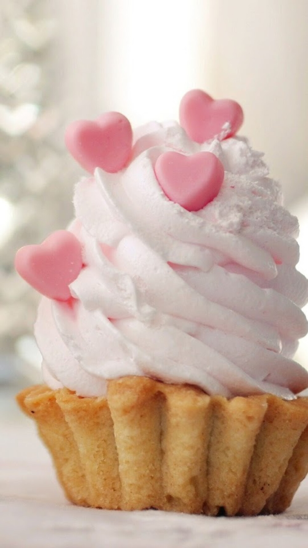 爱心淡粉色cupcake