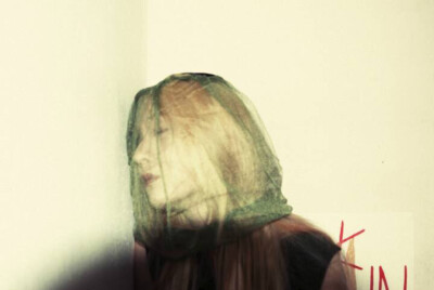 f(x) New album Red Light--------Krystal