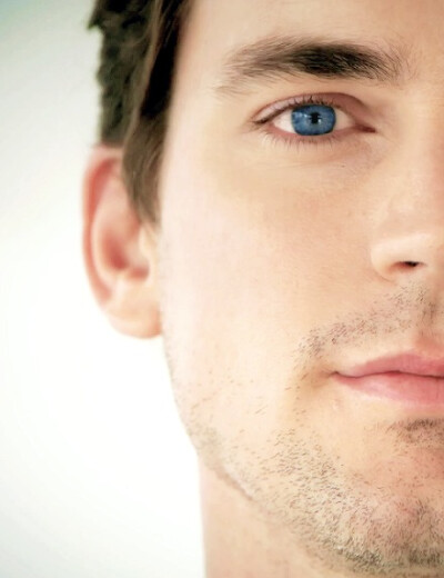 #Matt bomer#这张孔雀超好看，干干净净的