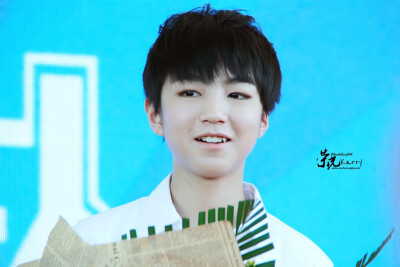 #王俊凯##TFBOYS王俊凯#140627超级小达人开幕 图片by@BelovedGloryWJK荣光