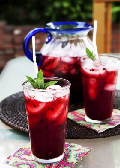 Blackberry Mint Lemonade