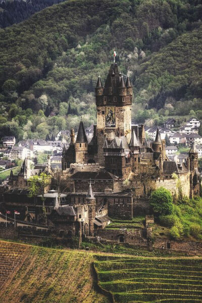  Medieval castle, Kochem, Germany 中世纪城堡，科赫姆，德国