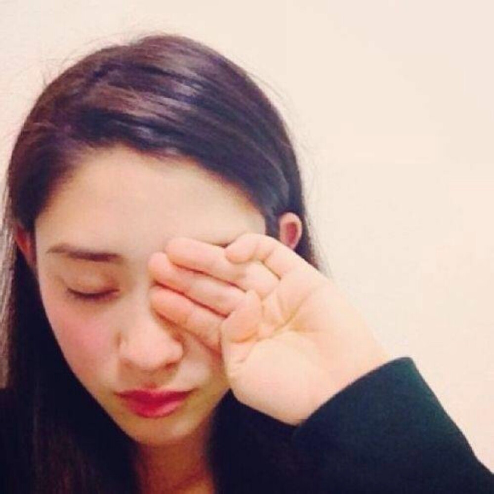 女生头像:P 需要靠主动去维持的任何关系都应该趁早拜拜