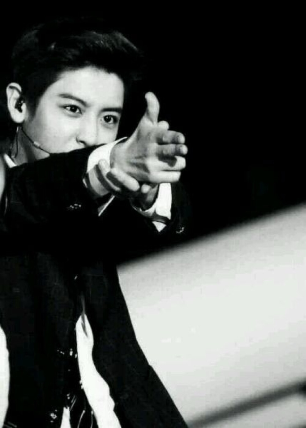 EXO__CY