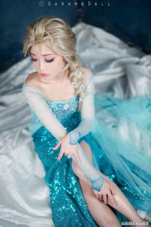 cosplay冰雪奇缘艾莎螺旋猫tomia美cry