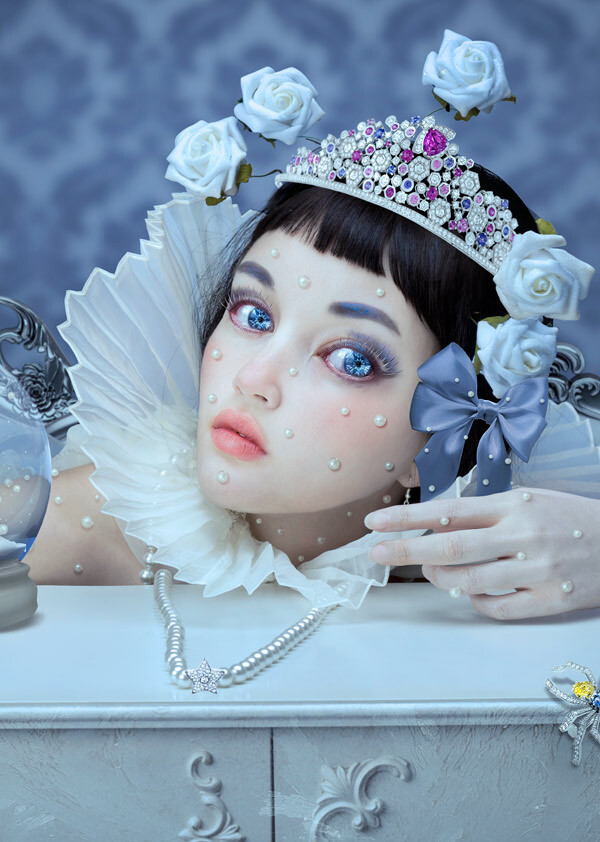 Natalie Shau，立陶宛的混合媒体的艺术家和摄影师，这是她为珠宝类杂志所做的精美插图 ，她对时装和人像摄影以及数码插图和摄影艺术有着浓厚的兴趣。