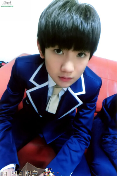 王源 正太 男孩子 头像 街拍 美男 TFBOYS