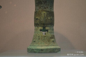 商 兽面纹觚 作为一件商代的青铜器，请不要恶意卖萌好么！