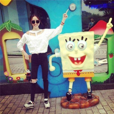 1。2。3。向右看～