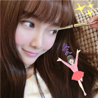 伤害让一个人成长，时间让一个人坚强，终了的爱情让两个人一夜之间都学会看透。