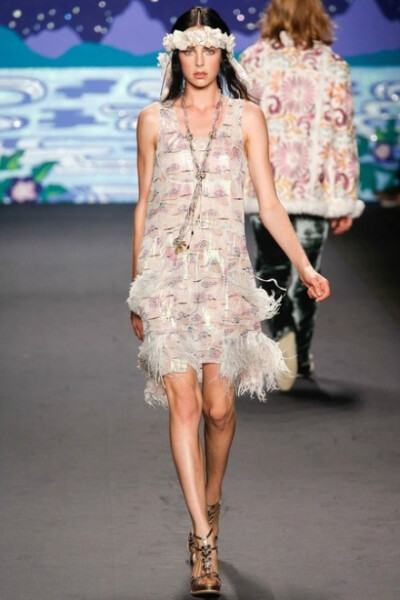 Anna Sui Spring 2014。