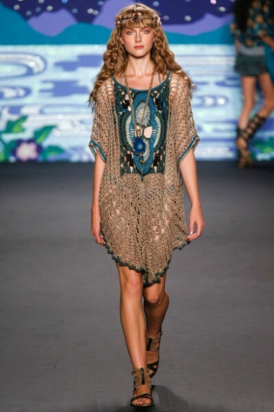 Anna Sui Spring 2014。