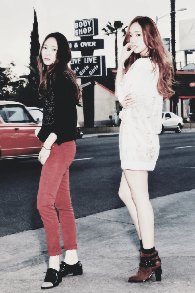 Jessica and Krystal 画报