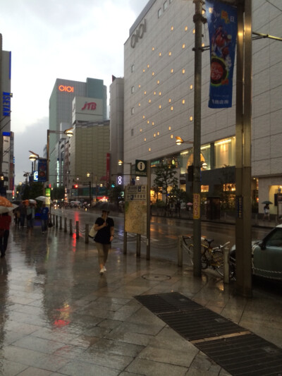 新宿.雨季