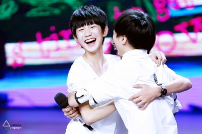 王源 源源 tfboys 正太 美男 街拍