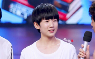 王源 源源 tfboys 正太 美男 街拍