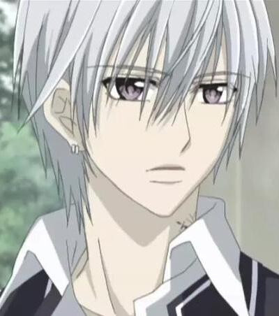 锥生零 登场作品 《吸血鬼骑士》 身 份 学园守护者，血猎家族锥生的唯一继承者，风纪委员 人物信息 17岁 | 181cm