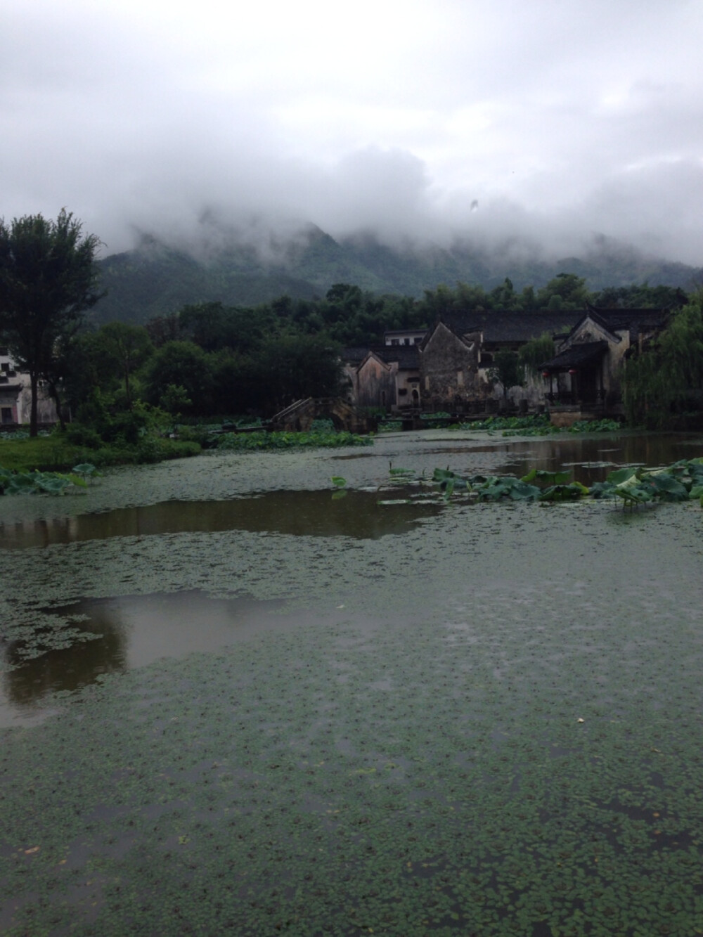 大雨走过呈坎