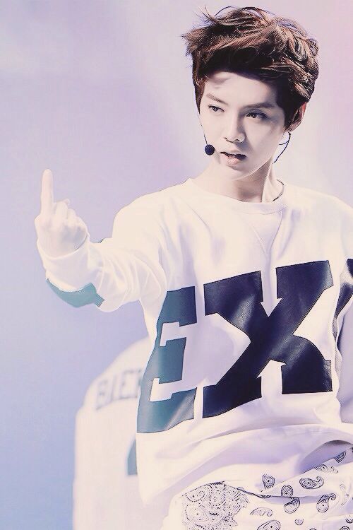 鹿晗 EXO