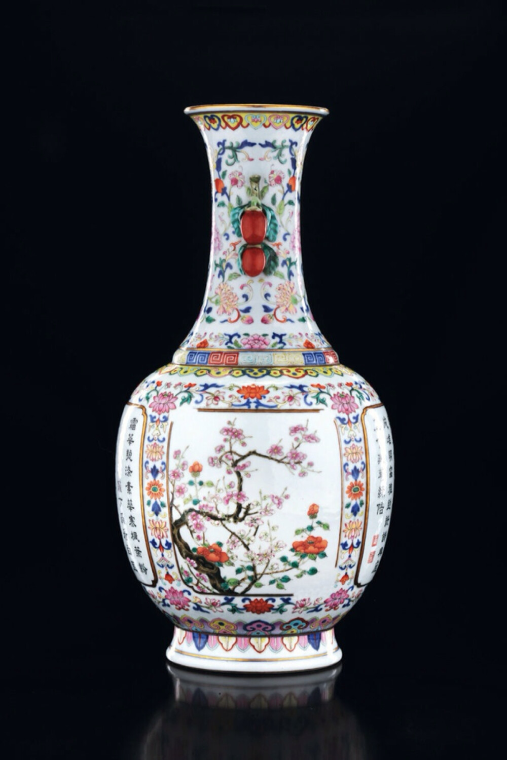 清乾隆 青花粉彩缠枝花卉开光梅菊图御制诗文柿蒂耳瓶 高 34.5 cm 中国嘉德2013春拍 2702.5万元成交