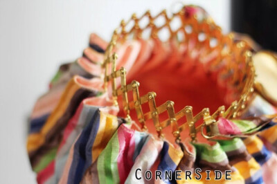 &amp;quot;CornerSide&amp;quot;1940s条纹绸缎GATE PURSE vintage古董手包 孤品 http://tb.cn/wzIAIXy