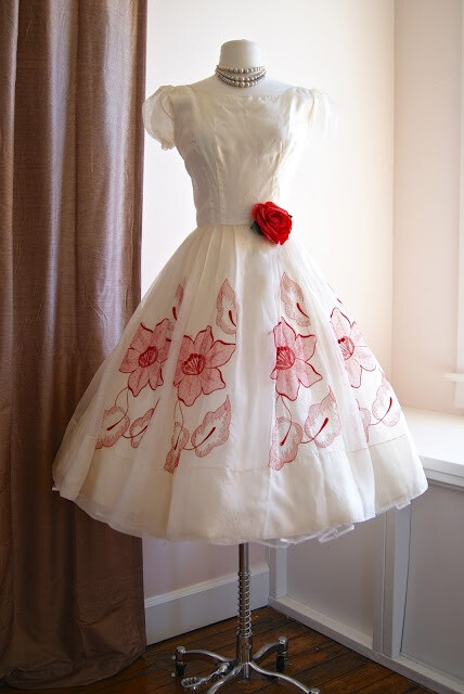 1950's Silk Organza Garden Party Dress 淡粉色复古小礼裙。曦