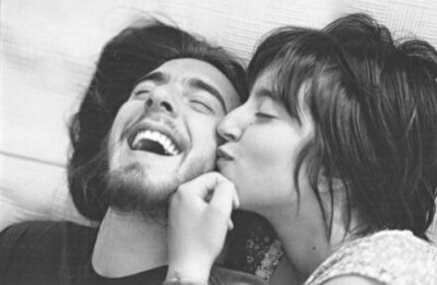 和他/她一定有一种特殊的缘分。