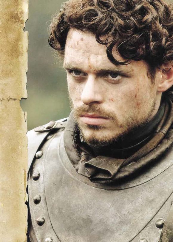 美人(仅限原著,剧集里小护士太丑根本不算美人)丢了江山和脑袋的罗柏