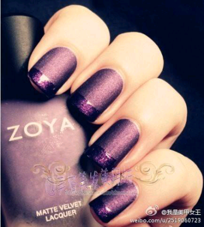 姑娘 该哭就撕心裂肺的哭 该闹就上赶子大闹一场 该喝酒就丫喝到烂醉 该矫情就找个掏心的人胡咧咧一整天 但过后你一定要向个男人一样活着 只有你爱自己 才会有人爱你 女人 千万别亏了自己