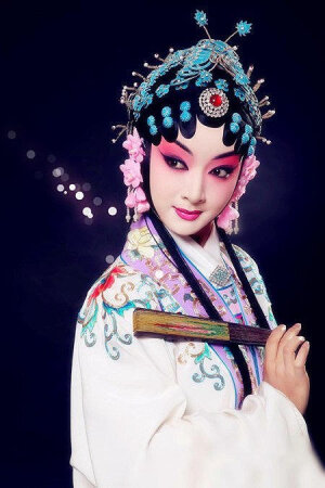 Beijing Opera。京剧。国剧。国粹。花旦。青衣。戏子。戏曲。妩媚。