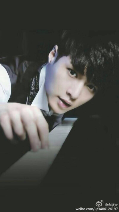exo 张艺兴lay