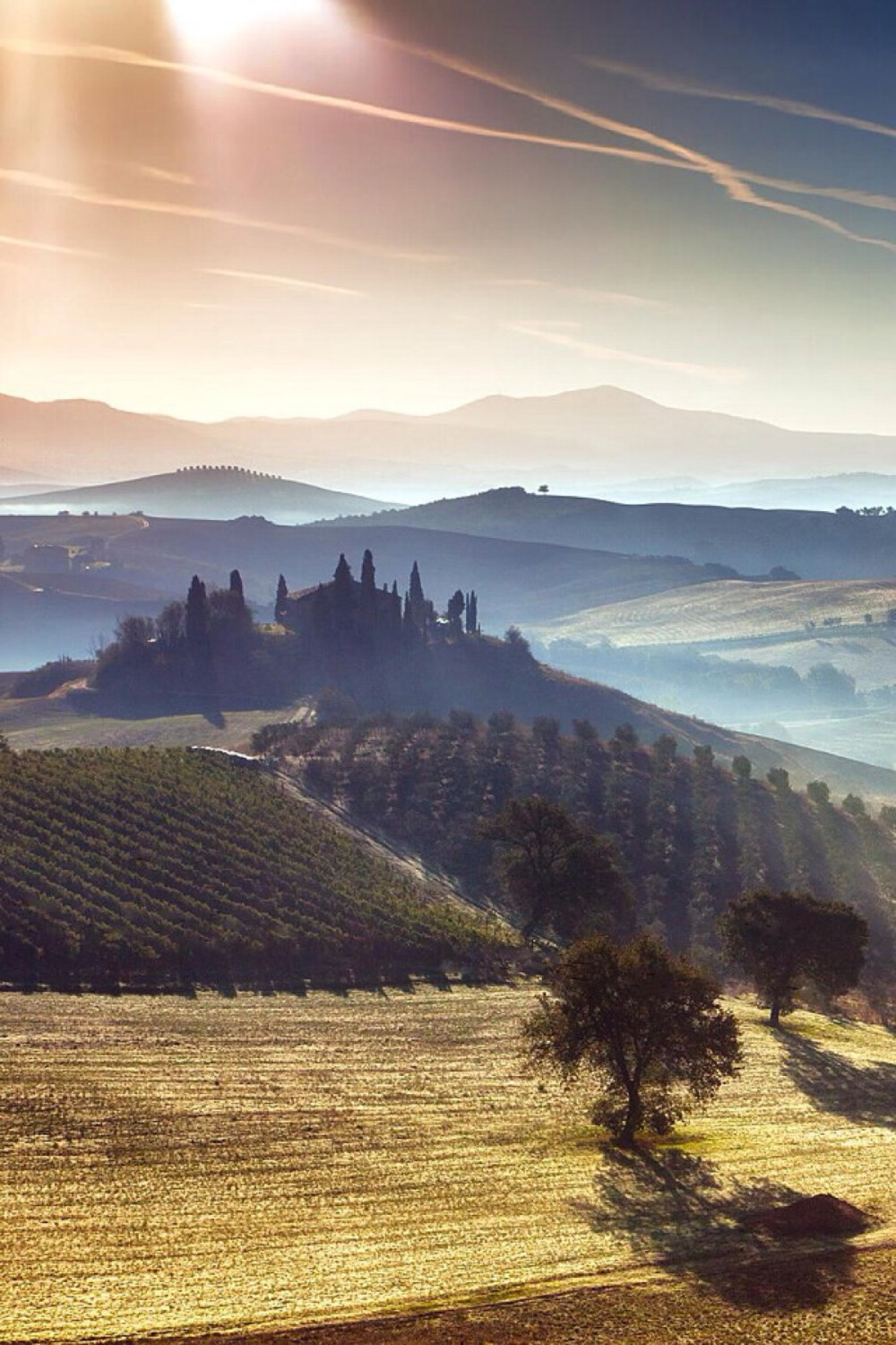 Tuscany in Multicolor 意大利托斯卡纳景色 摄影：Adnan Bubalo