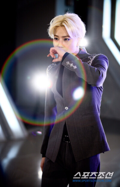 金俊绵 EXO overdoes