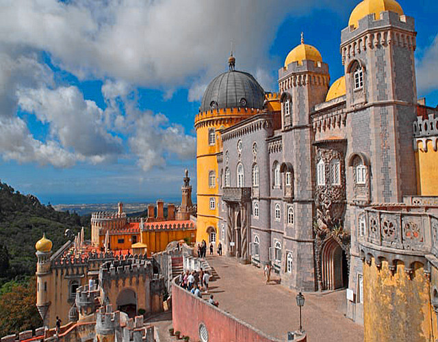 潘娜宫(Palacio Nacional da Pena)——葡萄牙辛特拉。