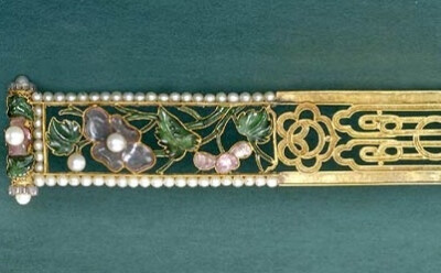 鎏金嵌珍珠珐琅扁方