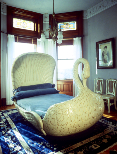 室内设计、卧室设计、天鹅床很有创意