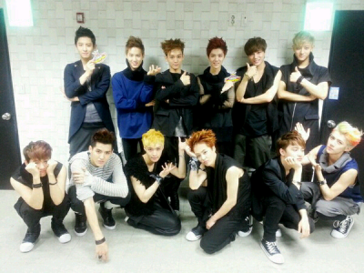 Exo 大发!♚幕后合照