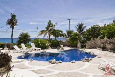 拥挤的游泳池不是你的风格，来这里独享。Isla Mujeres, Mexico。（图片来自@Airbnb）