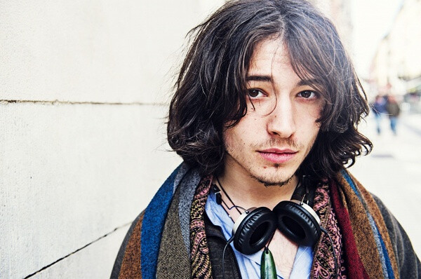 埃兹拉·米勒 Ezra Miller