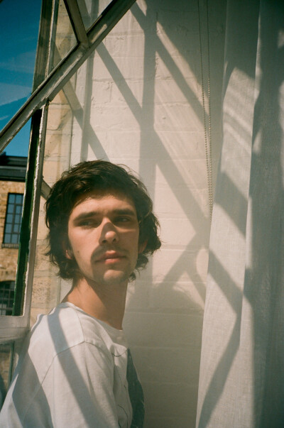 本·卫肖 Ben Whishaw