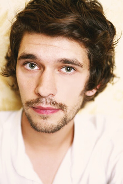 本·卫肖 Ben Whishaw