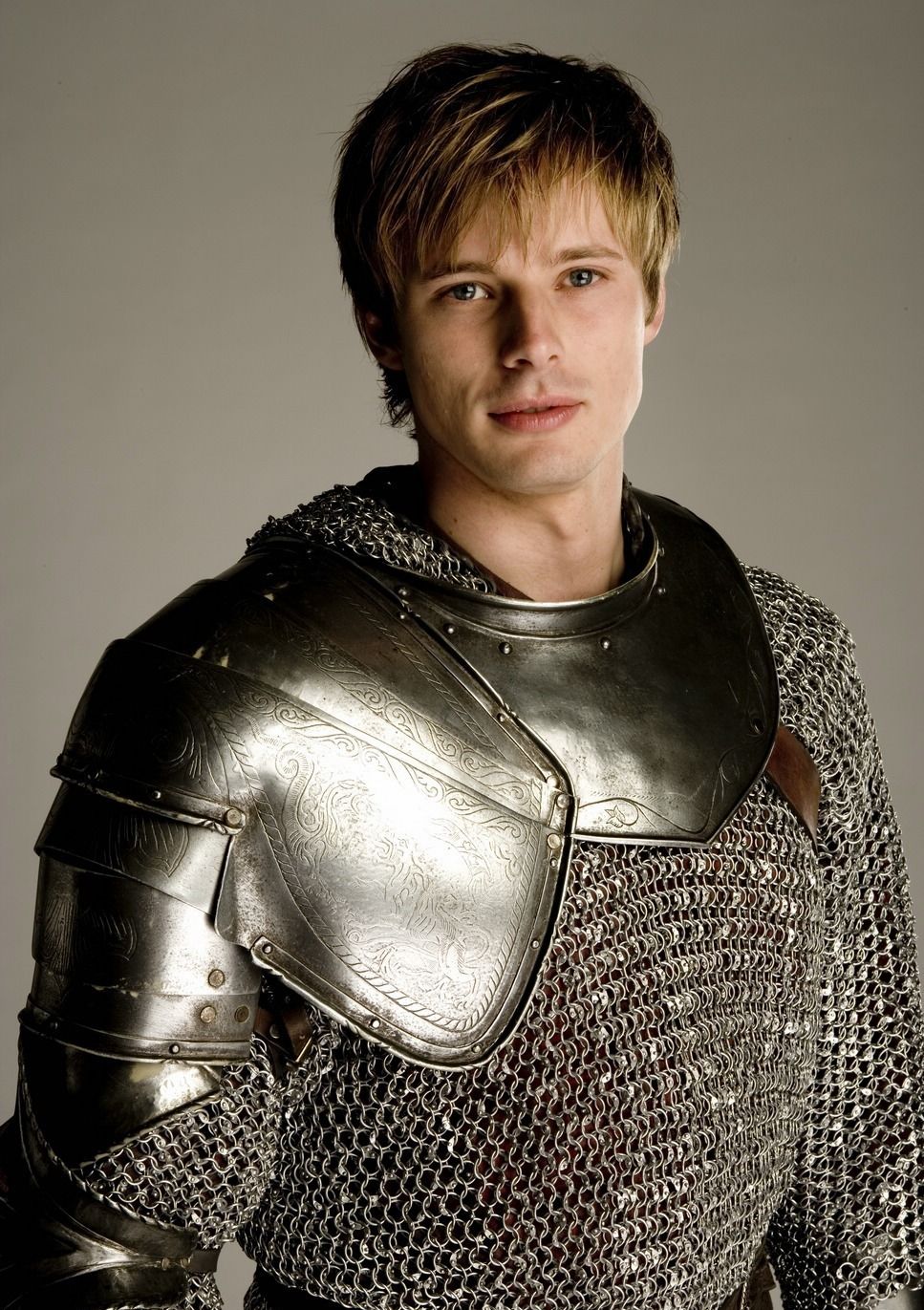 布莱德利·詹姆斯 Bradley James