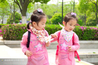 双胞胎涵涵露露