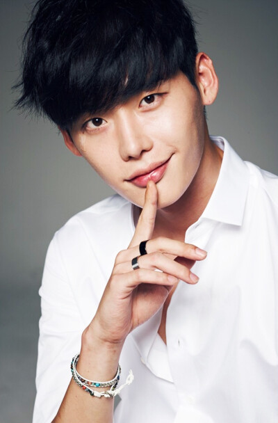 Lee Jong Suk