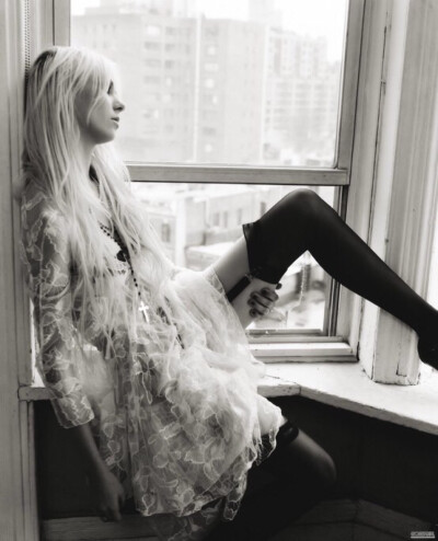 Taylor Momsen from The Pretty Reckless