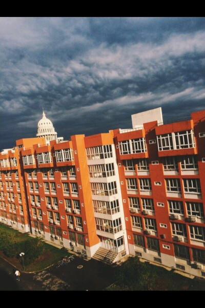 我来到你的城市，走你走过的路，看你看过的风景。