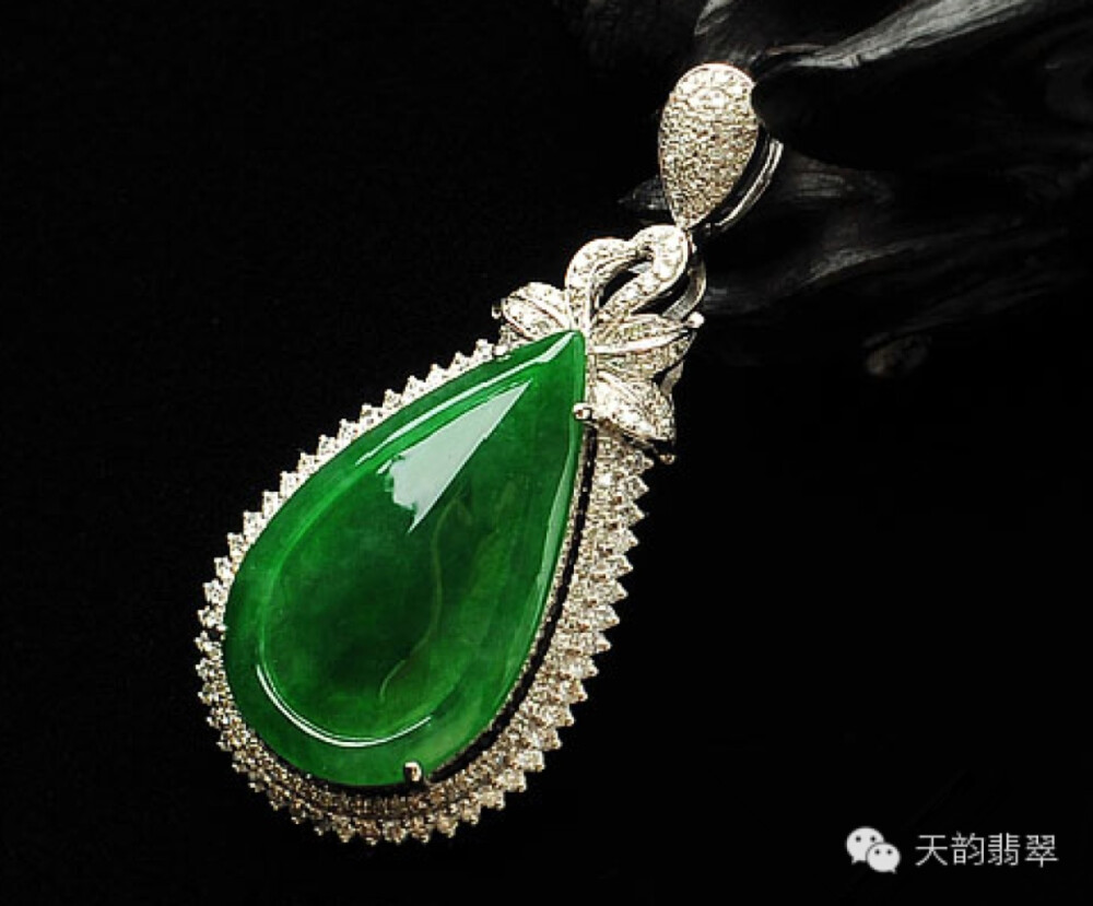 翡翠吊坠