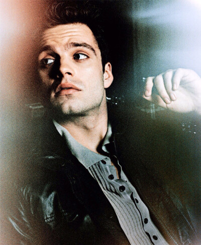 Sebastian Stan. 384（杂志硬照~）