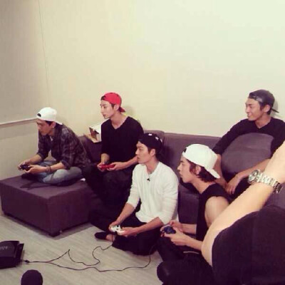 洪宗玄，洪中贤